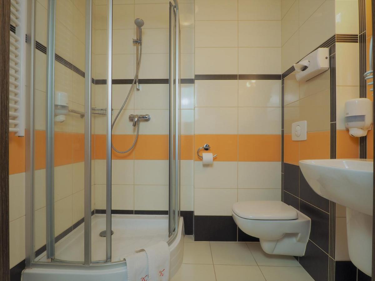 Konstancja 3* Konstantynów Łódzki